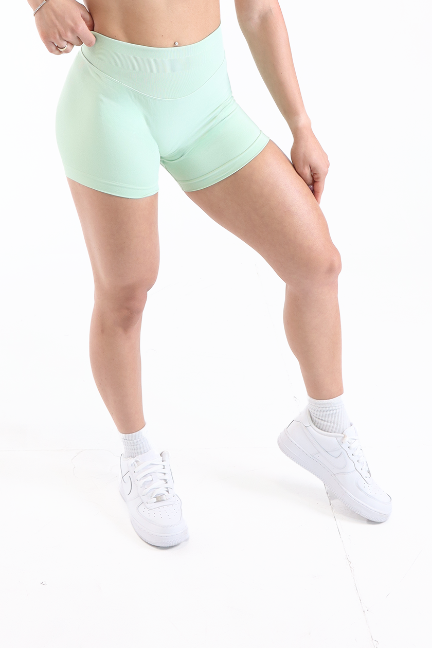 UC018 Elevate Shorts - Mint