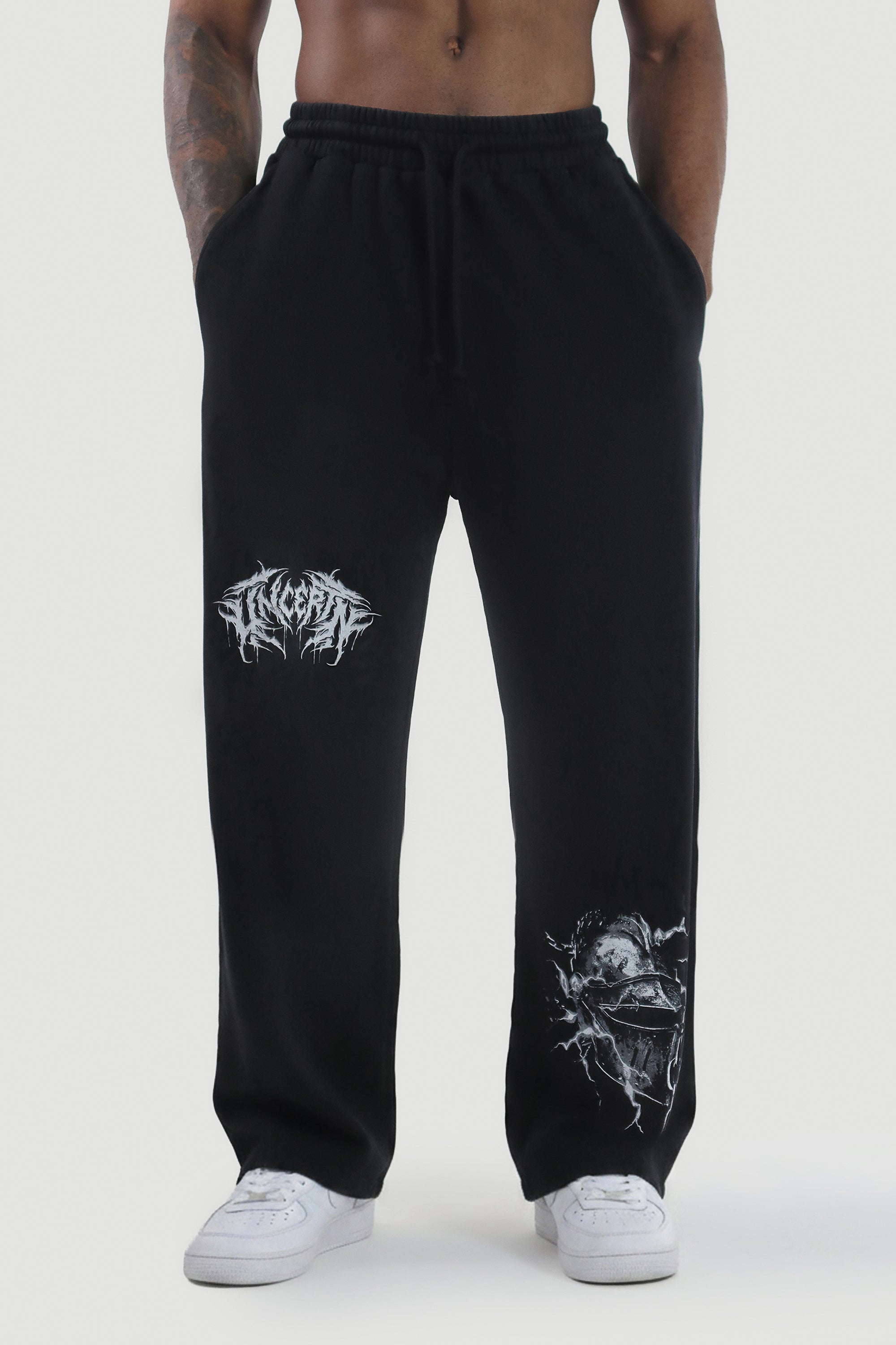 UC060 Storm Straight Cut Joggers - Black Wash