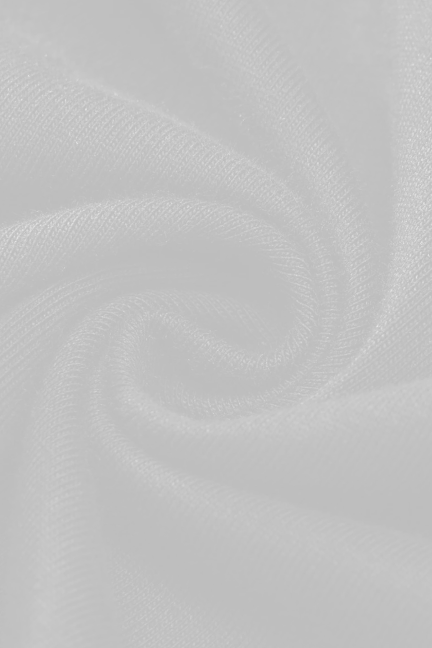 UC06 Refresh Oversized Tee - White