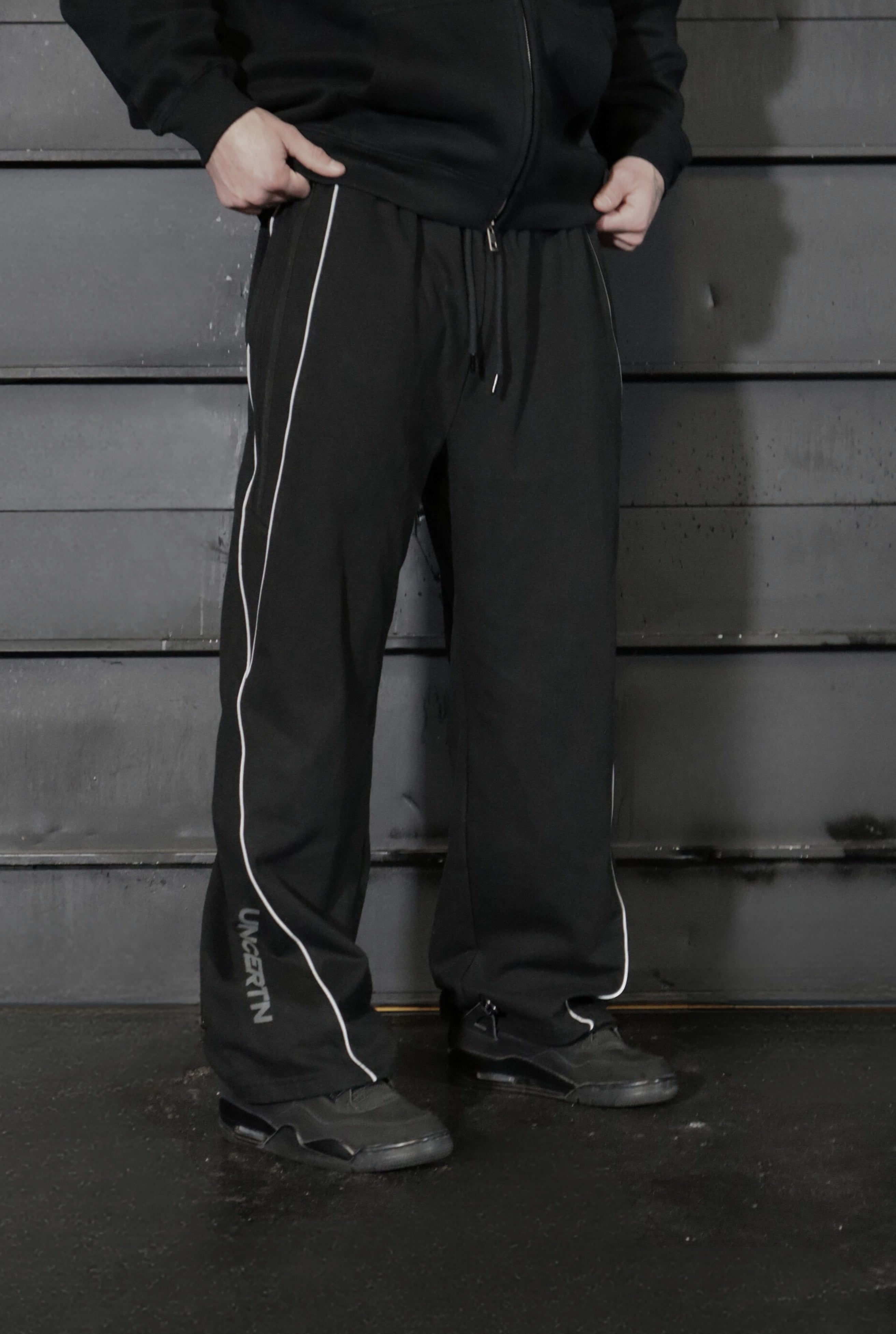 UC044 Foundation Track Joggers - Black