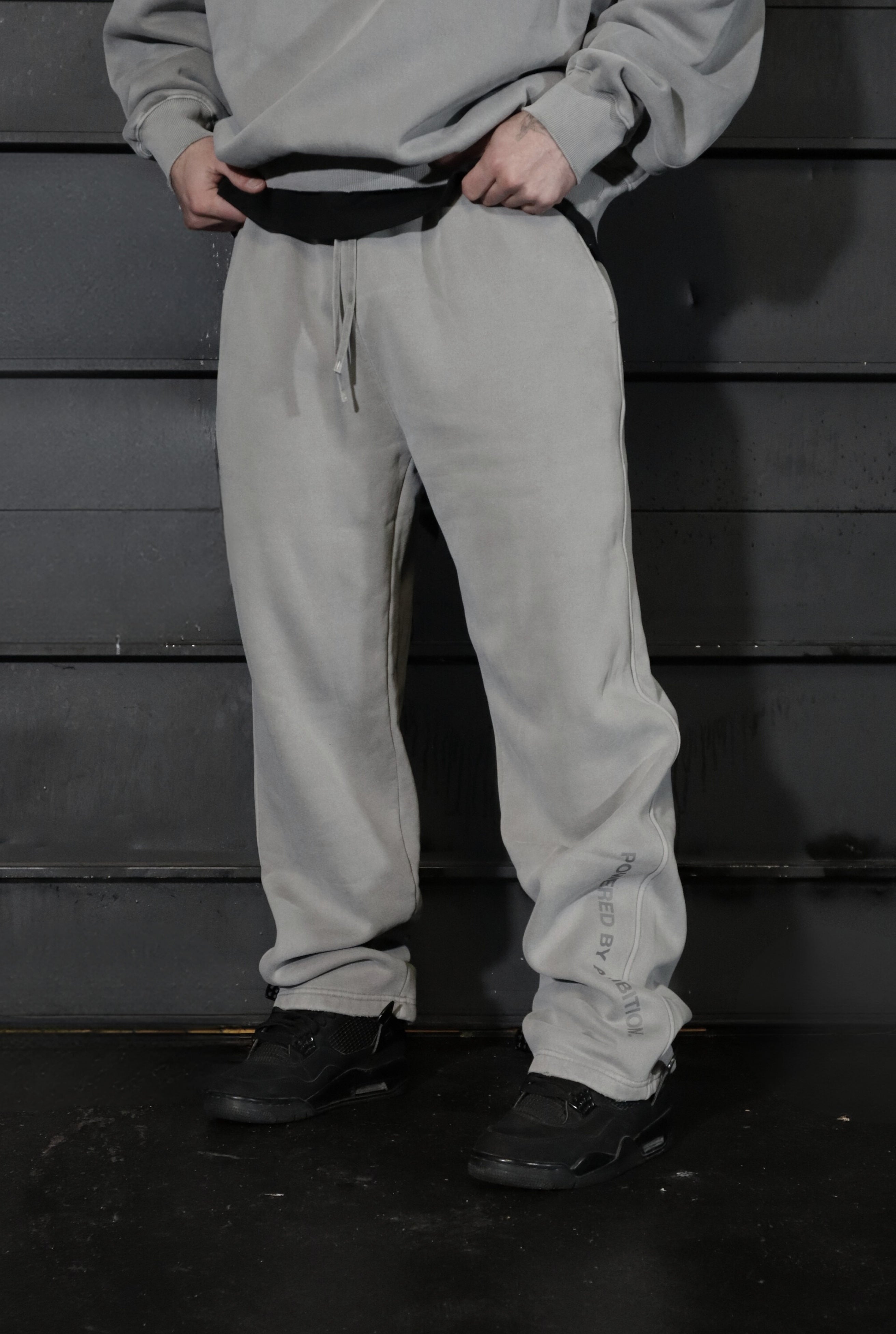 UC042 Foundation Oversized Joggers - Stone Wash