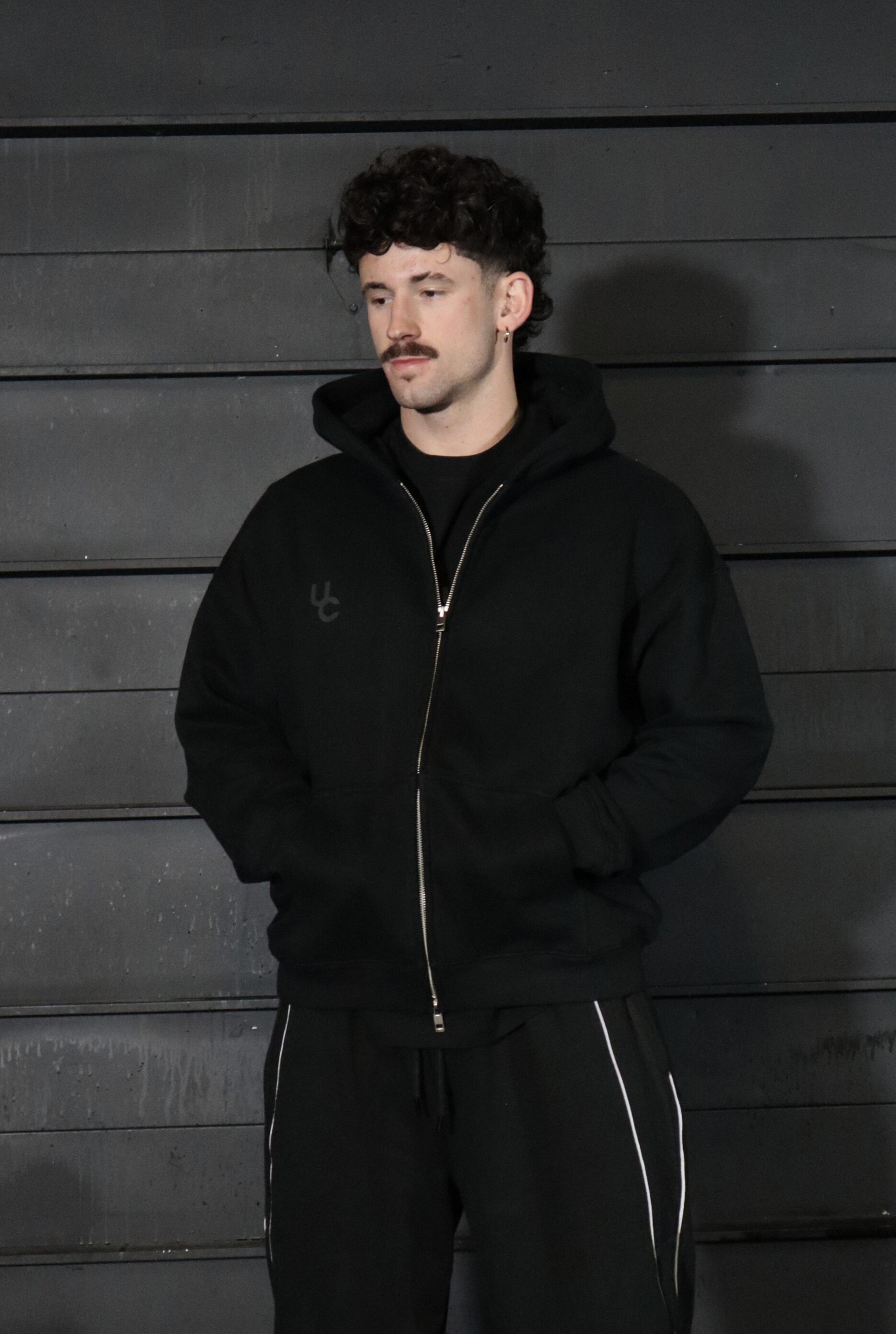 UC041 Foundation Oversized Zip Up - Black