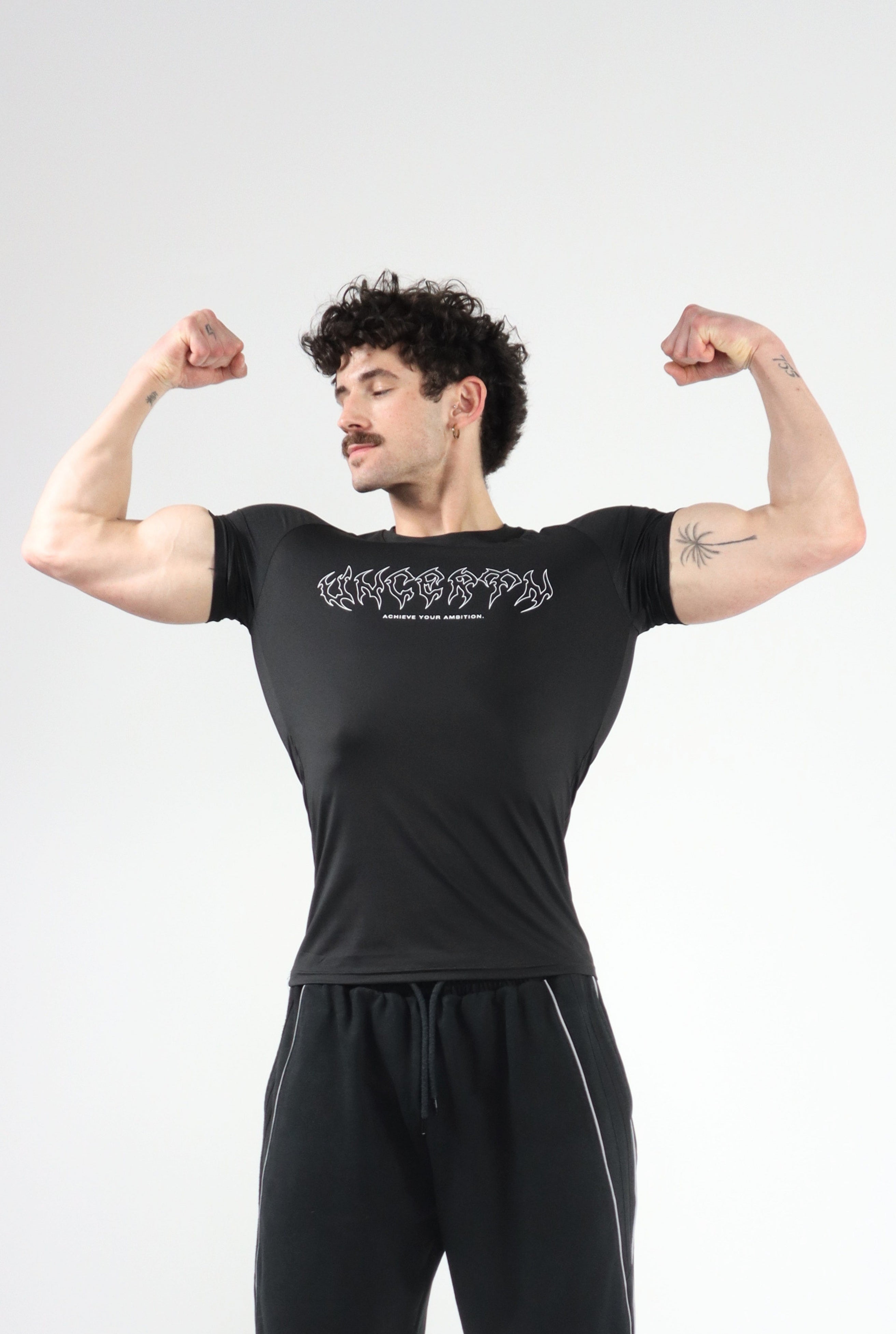 UC08 Resurgence Compression Tee - Black/White