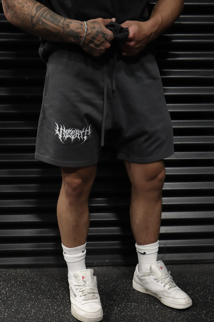 UC024 Conquer Shorts - Carbon Grey