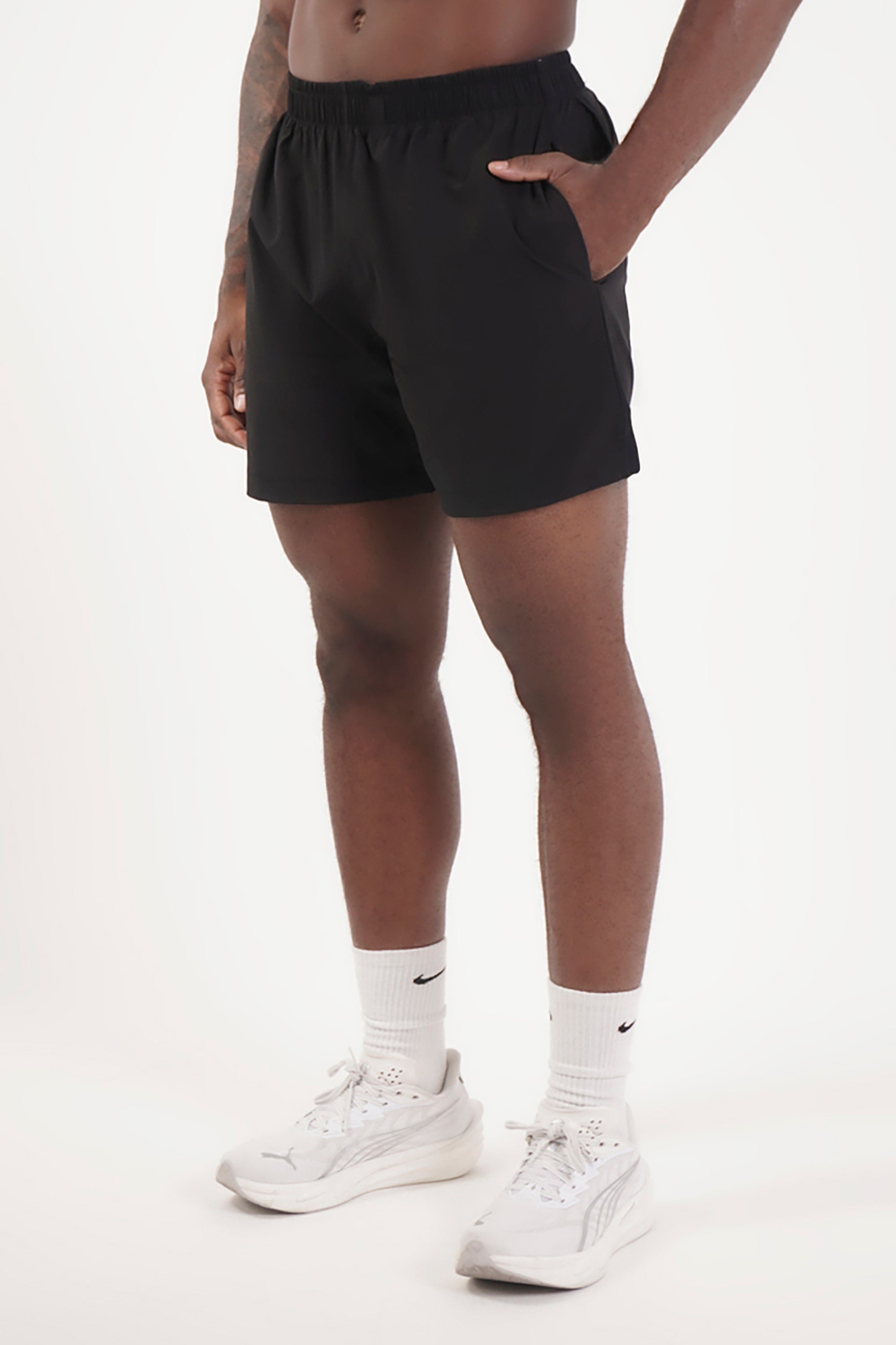 UC032 Summit Everyday Shorts 5" Inseam - Black