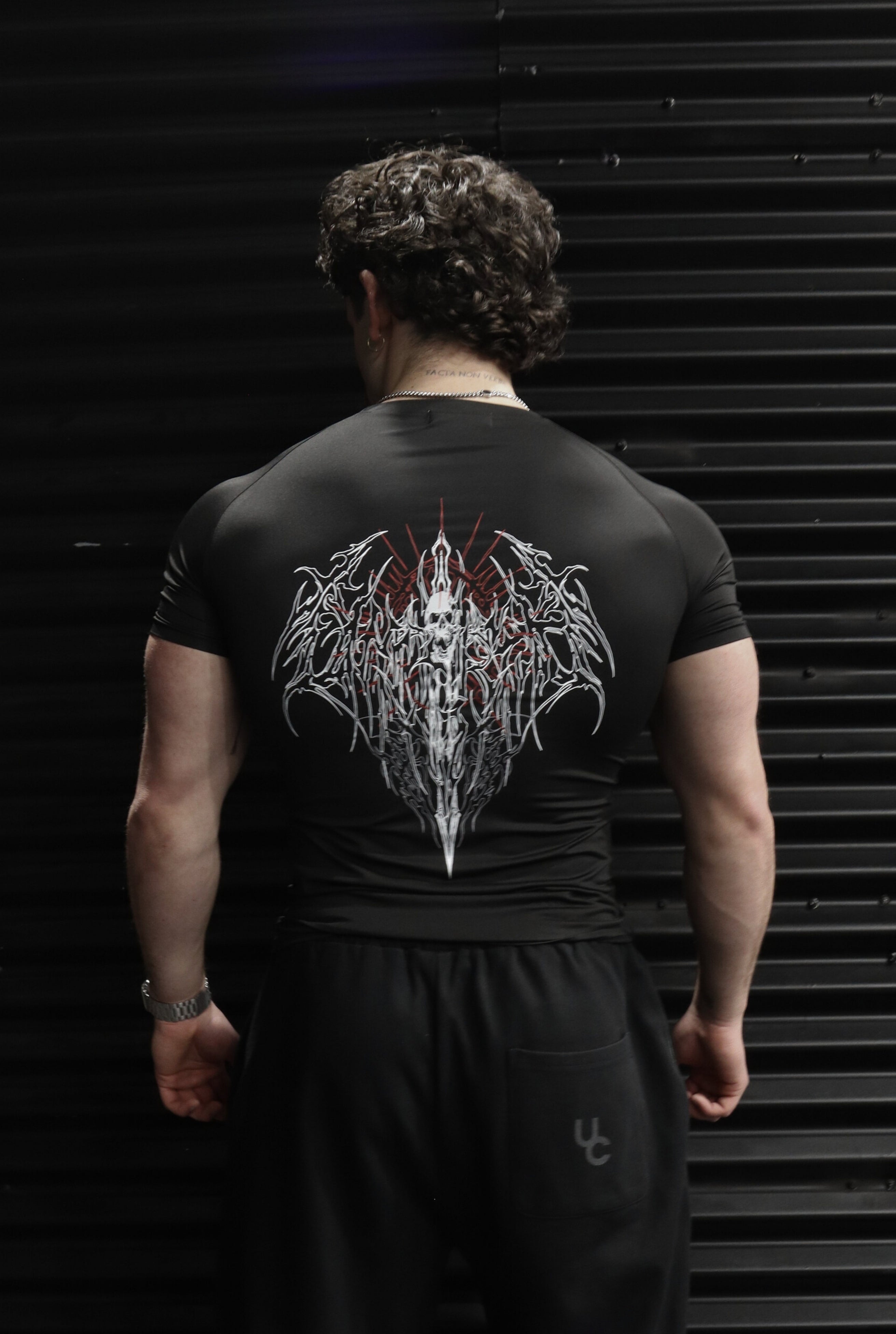 UC046 Void Compression Tee - Black/Red